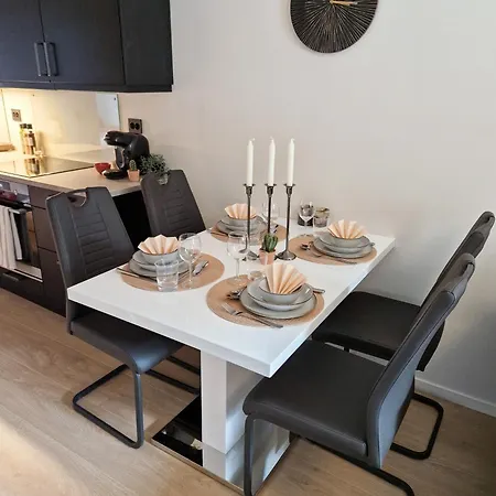 New&cozy Nr3 Close To Panorama Ski Resort, Golf Course, Hiking, Beaches, Fishing And Lake Views With Free Parking&pets Allowed * ヴラダル