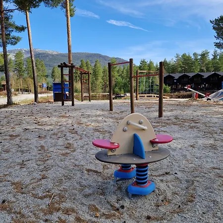 Apartment New&cozy Nr3 Close To Panorama Ski Resort, Golf Course, Hiking, Beaches, Fishing And Lake Views With Free Parking&pets Allowed *