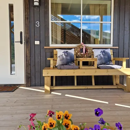 New&cozy Nr3 Close To Panorama Ski Resort, Golf Course, Hiking, Beaches, Fishing And Lake Views With Free Parking&pets Allowed