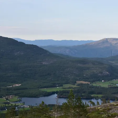 New&cozy Nr3 Close To Panorama Ski Resort, Golf Course, Hiking, Beaches, Fishing And Lake Views With Free Parking&pets Allowed Vrådal