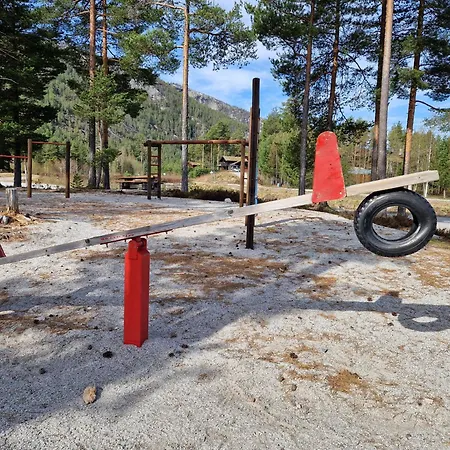New&cozy Nr3 Close To Panorama Ski Resort, Golf Course, Hiking, Beaches, Fishing And Lake Views With Free Parking&pets Allowed Vrådal